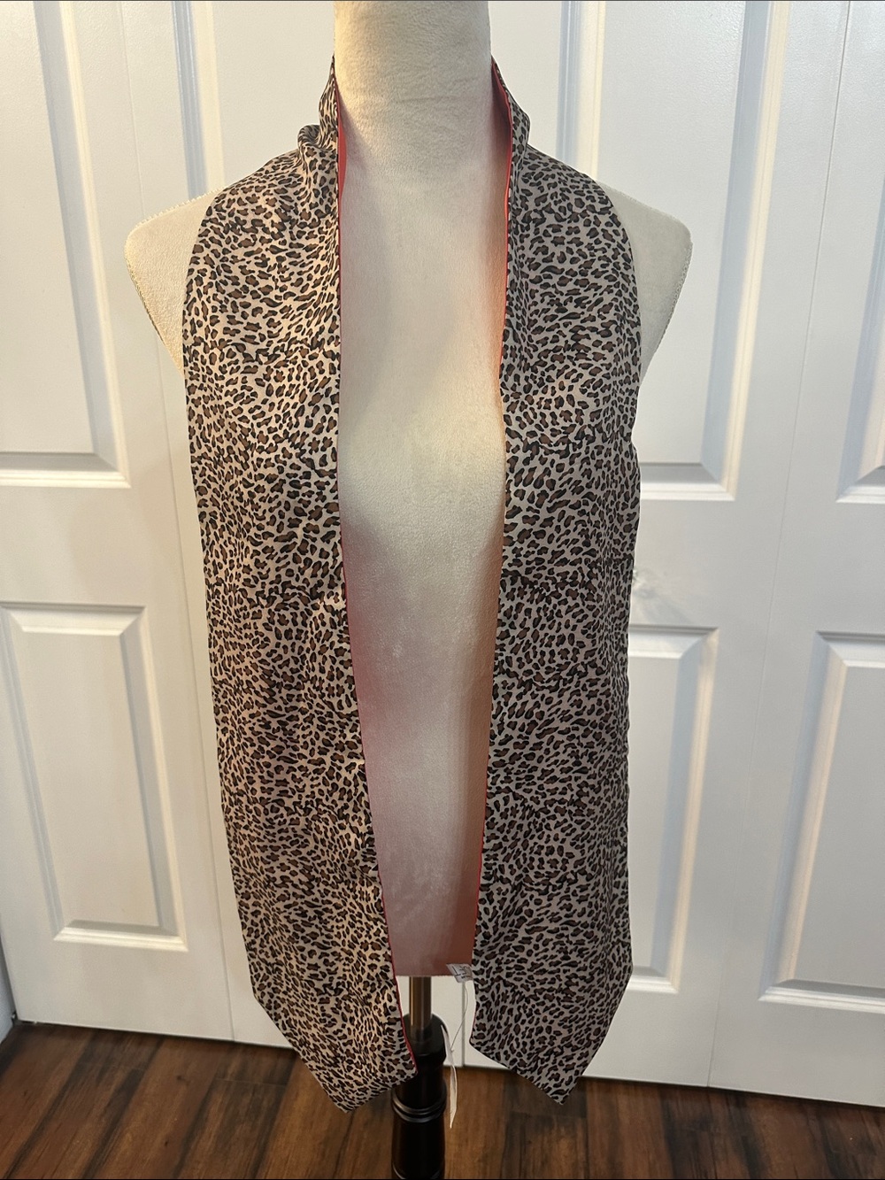 NWT scarf - Picture 7 of 8